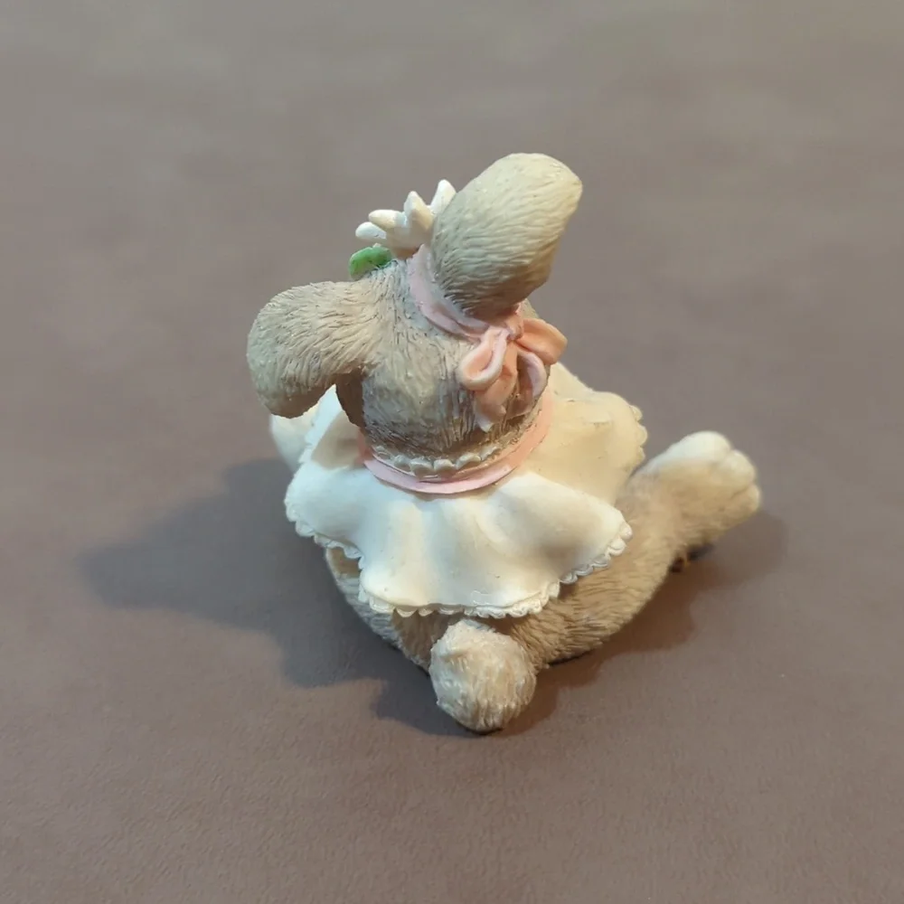 Vintage 1995 My Blushing Bunnies Loves Me Loves Me Not Enesco Priscilla Hillman